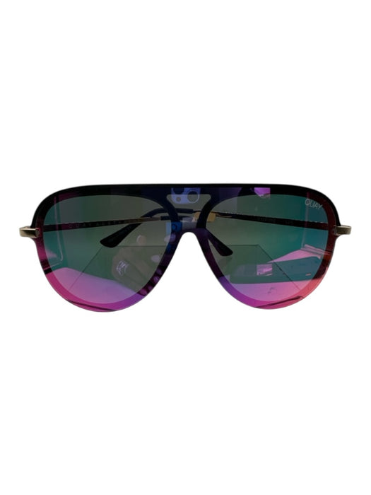 Quay Pink, Black & Gold Acetate Mirror Gold Tone Metal Logo Sunglasses Pink, Black & Gold