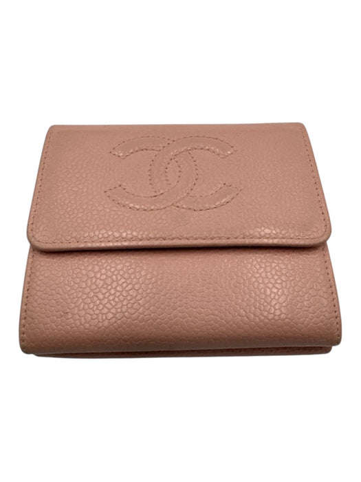 Chanel Light Pink Leather Interlocking CC Snap Button Close Compact Wallets Light Pink