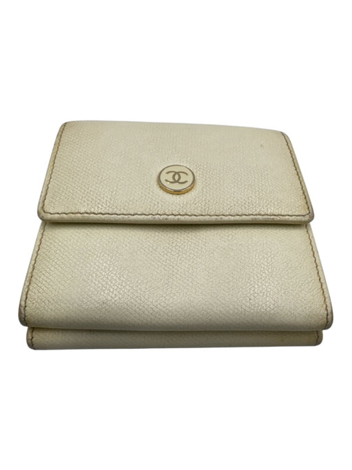 Chanel Cream White Leather Enamel Logo Snap Button Close Compact Wallets Cream White