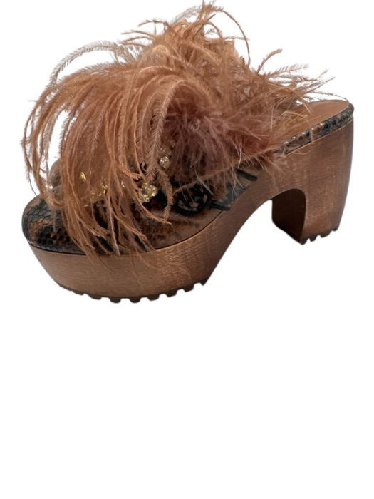 Autumn Adeigbo Shoe Size 37 Mixed Browns Leather Upper Wood Sole Feathers Clogs Mixed Browns / 37