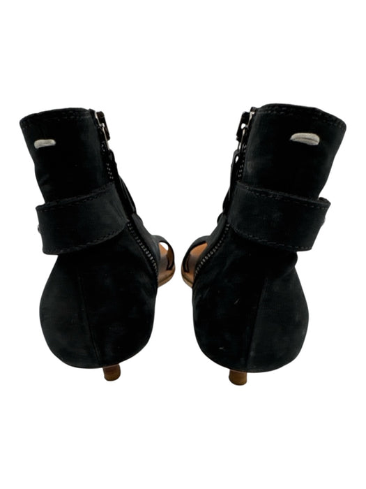 Maison Martin Margiela Shoe Size 35.5 Black Leather Zip Close Open Toe Sandals Black / 35.5
