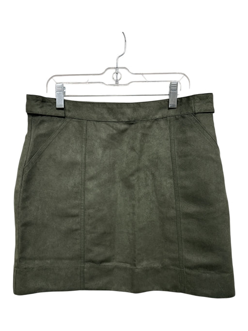 Banana Republic Size 6 Green PU leather Faux Suede Side Zip Pockets Mini Skirt Green / 6