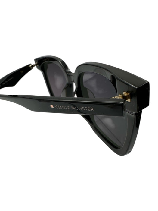Gentle Monster Black Acetate Tinted Lens Square Sunglasses Black