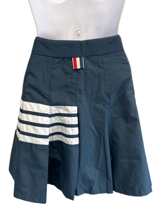 Thom Browne Size 36 Navy Blue & White Polyester Drawstring Waist Pleated Skirt Navy Blue & White / 36