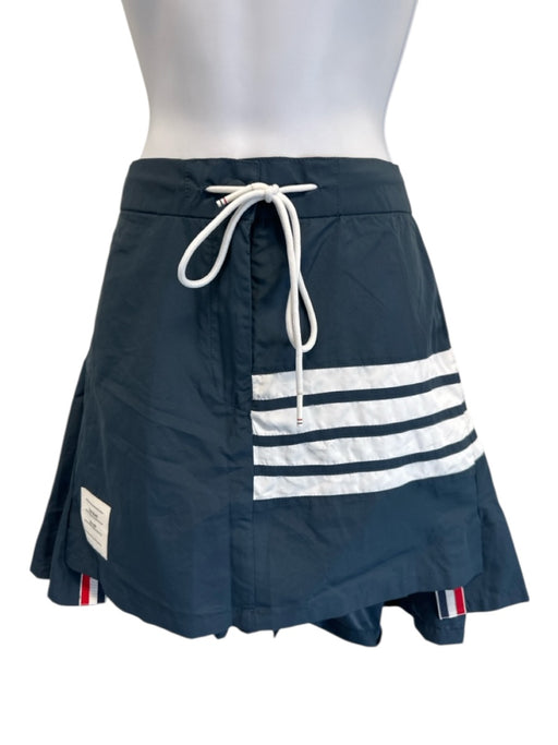 Thom Browne Size 36 Navy Blue & White Polyester Drawstring Waist Pleated Skirt Navy Blue & White / 36