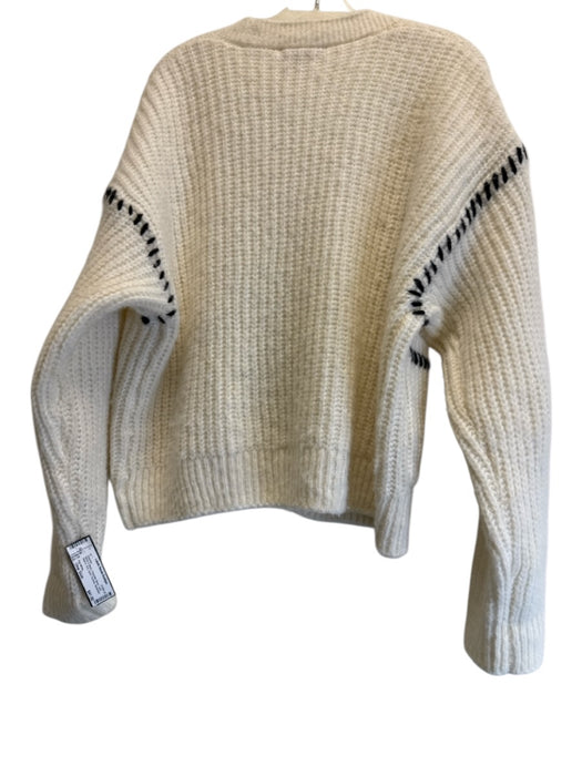 Flat White Size One Size White & Black Polyester Blend Long Sleeve Knit Sweater White & Black / One Size