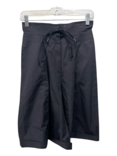 Gianfranco Ferre Size 42 Black Cotton Tie Detail Solid Wide Culotte Shorts Black / 42