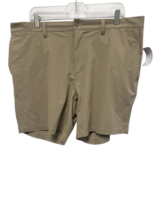 Lacoste Size 38 Beige Synthetic Solid Athletic Khakis Men's Shorts Beige / 38