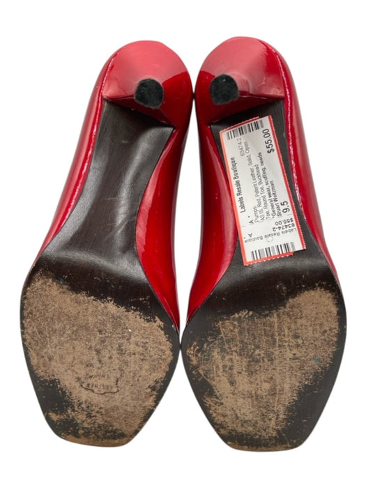 Stuart Weitzman Shoe Size 9.5 Red Patent Leather Solid Open Toe Round Toe Pumps Red / 9.5