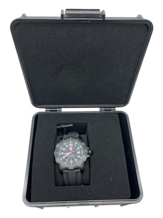 Luminox Box Incl Black Men's Watch Black