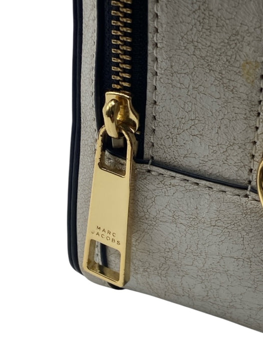 Marc Jacobs Black & White Leather Cracked / Distressed Crossbody Strap Logo Bag Black & White / S