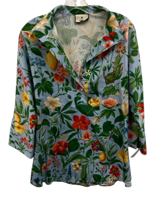 Tuckernuck Size M Blue, Green, Red Cotton Blend Floral Quarter Button Top Blue, Green, Red / M