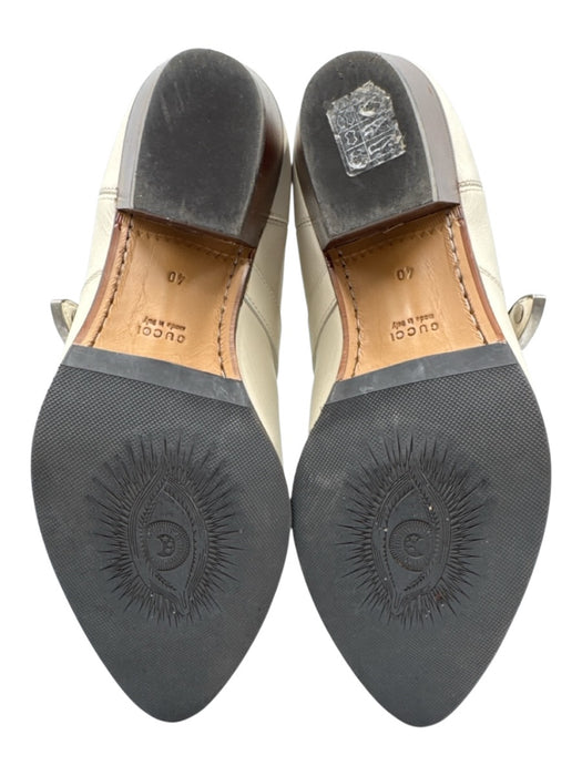 Gucci Shoe Size 40 Cream & Silver Leather Pointed Toe Elastic Sides Booties Cream & Silver / 40