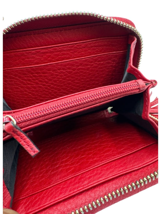 Gucci Red Leather Logo Zip Around small Wallets Red