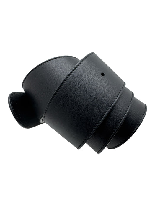 Gucci Black & Silver Leather silver tone hardware Snake Wide Belts Black & Silver / L