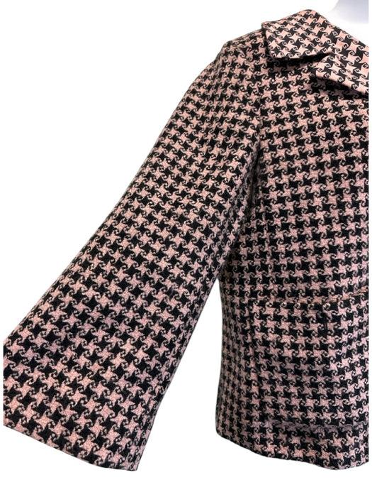 Gucci Size 48 Pink & Black Wool Blend Houndstooth Tweed Pleat 3 button Skirt Set Pink & Black / 48