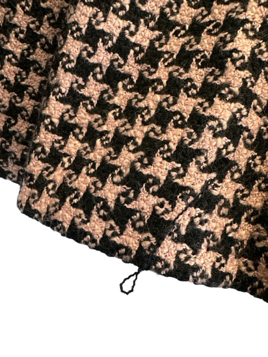 Gucci Size 48 Pink & Black Wool Blend Houndstooth Tweed Pleat 3 button Skirt Set Pink & Black / 48