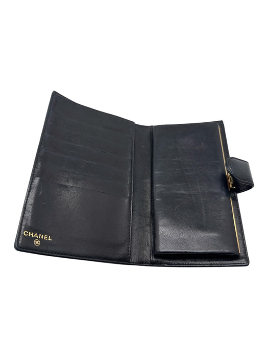 Chanel Black Leather Caviar Logo Snap Vintage Wallets Black