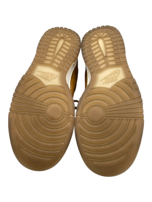 Nike Shoe Size 9 Tan & White Leather Quilted Perforated Lace Up Low Top Sneakers Tan & White / 9