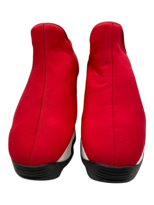 iRi Shoe Size 38 Red, White, Black Neoprene Rubber Sole Slip On Sneakers Red, White, Black / 38