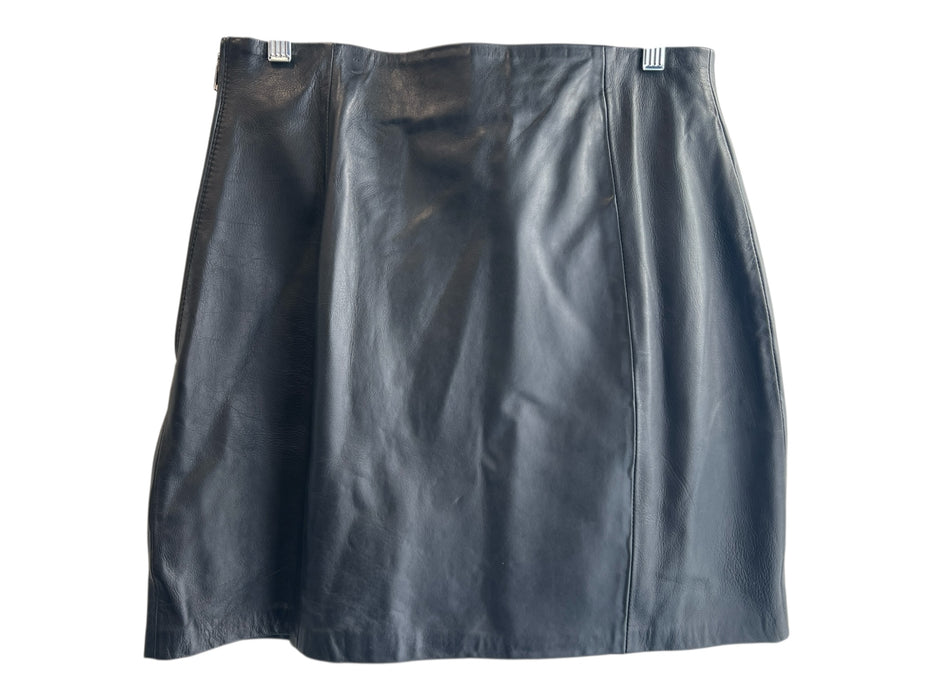Zara Size XL Black Leather Side Zip Above Knee A Line Skirt Black / XL