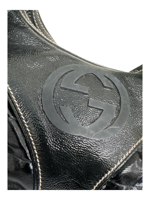 Gucci Black Patent Leather Zip Close One Handle Logo Bag Black / M