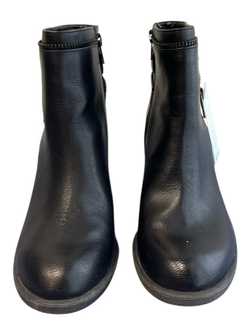 Gianni Bini Shoe Size 6.5 Black Manmade Material Faux Leather Side Zip Shoes Black / 6.5