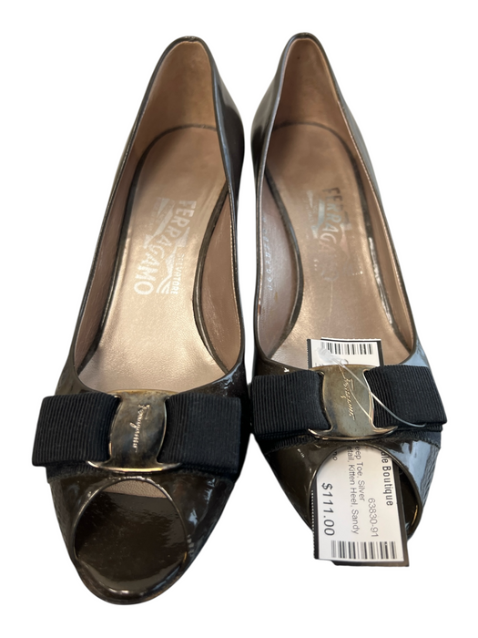 Salvatore Ferragamo Shoe Size 6 Green Leather Peep Toe Silver Hardware Heels Green / 6