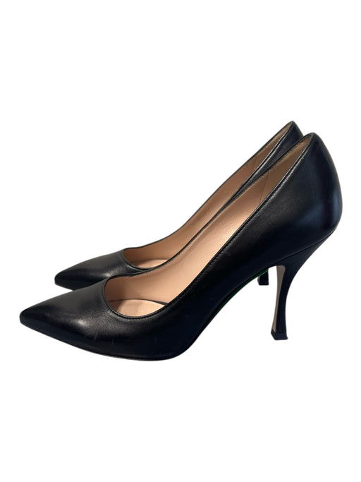 Stuart Weitzman Shoe Size 6.5 Black Leather Pointed Toe High Heel Pump Shoes Black / 6.5
