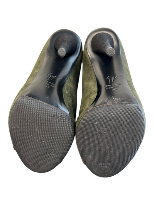 Giuseppe Zanotti Shoe Size 36 Olive Green Nubuck Peep Toe Gold Zipper Booties Olive Green / 36