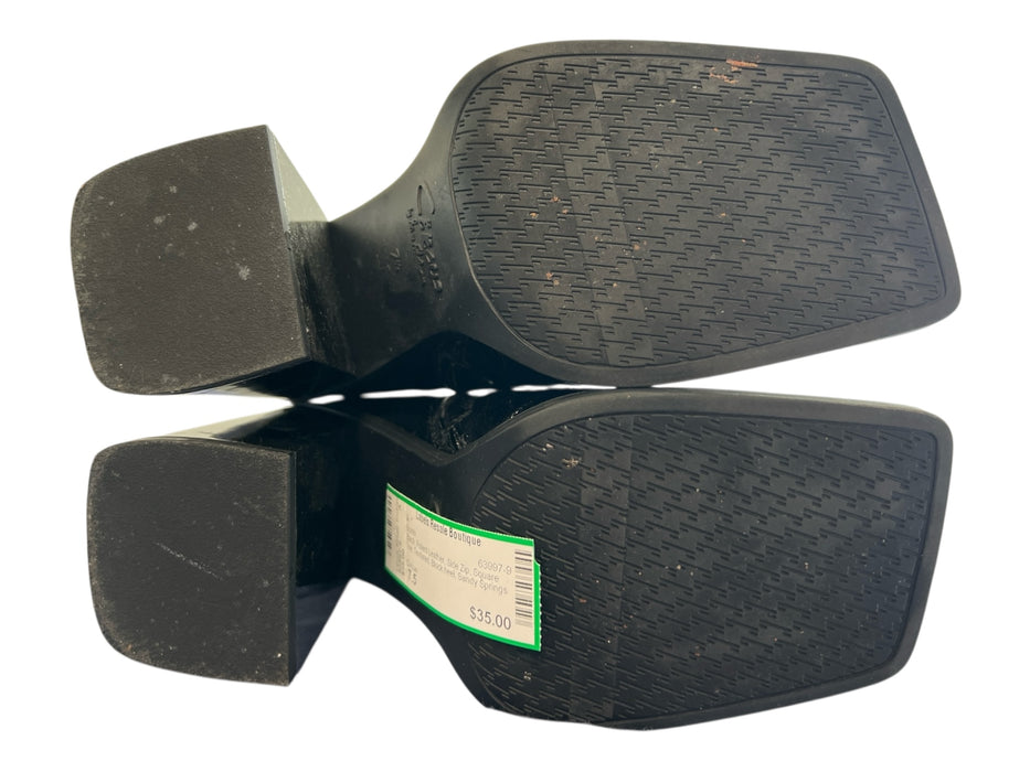 Circus Shoe Size 7.5 Black Patent Leather Side Zip Square Toe Textured Boots Black / 7.5