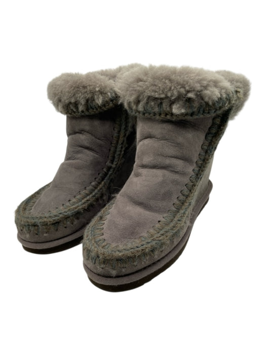Mou Shoe Size 8 Gray Suede Shearling Detail Stitch Detail Heel Booties Gray / 8