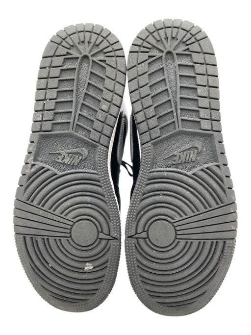 Nike Shoe Size 6.5 Black, gray & white Leather Color Block Round Toe Sneakers Black, gray & white / 6.5