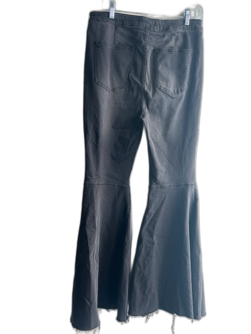 Free People Size W 31 Washed Black Cotton Blend Mid Rise Wide Leg Raw Hem Jeans Washed Black / W 31