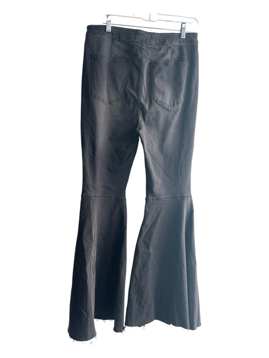 Free People Size W 31 Washed Black Cotton Blend Mid Rise Wide Leg Raw Hem Jeans Washed Black / W 31