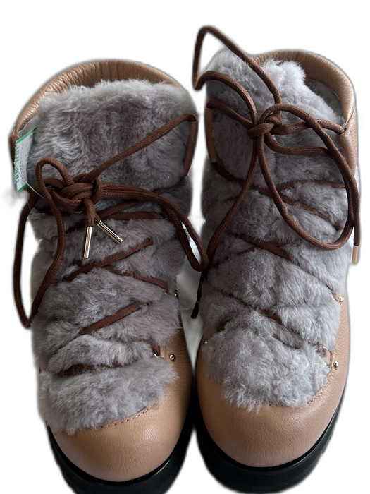 Jimmy Choo Shoe Size 40.5 Pale Pink & Gray Grain Leather Sherling lace up Boots Pale Pink & Gray / 40.5