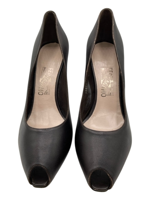 Salvatore Ferragamo Shoe Size 10 Brown Leather Peep Toe Heel Detail Pumps Brown / 10