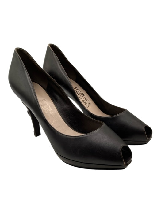 Salvatore Ferragamo Shoe Size 10 Brown Leather Peep Toe Heel Detail Pumps Brown / 10