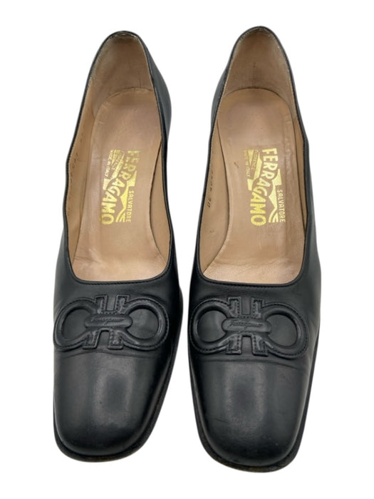 Salvatore Ferragamo Shoe Size 8.5 Black Leather Logo Square Toe Pumps Black / 8.5