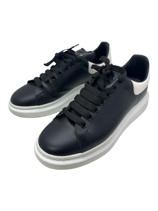Alexander McQueen Shoe Size 42.5 AS IS Black & White Leather Solid Men's Shoes Black & White / 42.5