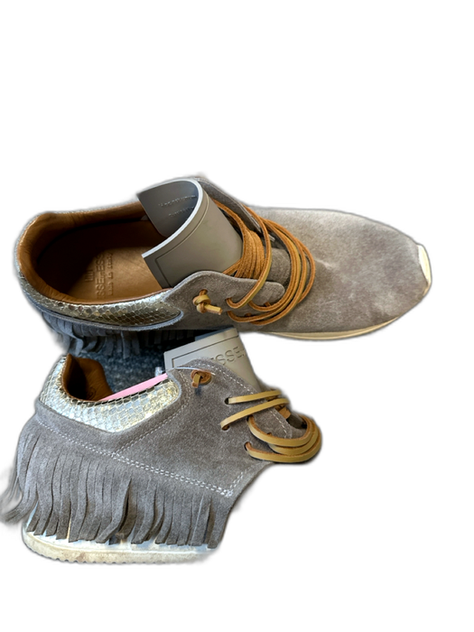 Esseutesse Shoe Size 39 Grey Suede Metallic Accent Fringe Accent Shoes Grey / 39