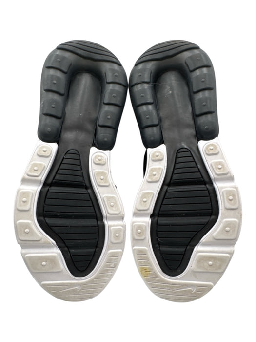 Nike Shoe Size 7 Black & White Synthetic Lace Up Mesh Sneakers Black & White / 7