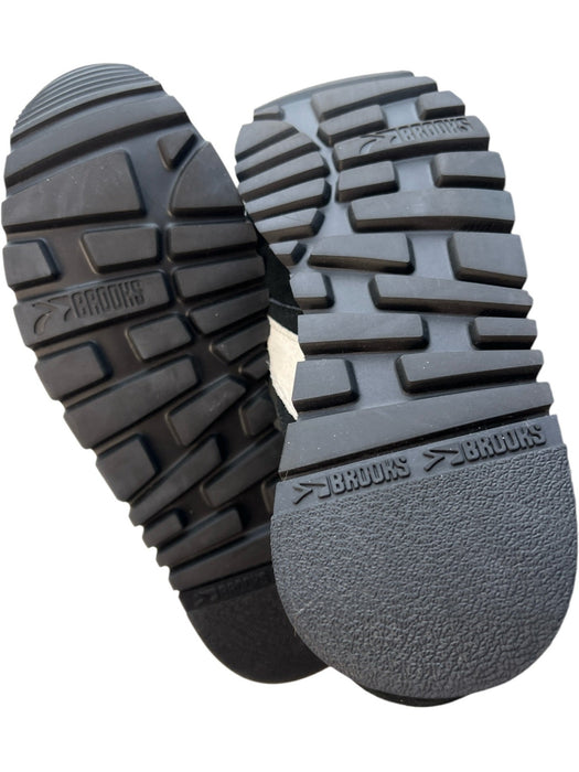 Brooks Shoe Size 8.5 Black Suede & Nylon Low Top lace up Almond Toe Shoes Black / 8.5