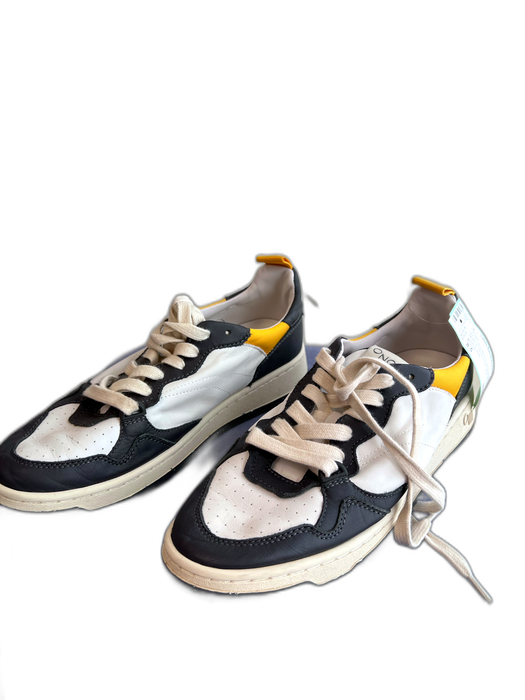 Oncept Shoe Size 8.5 Navy Blue & Yellow Manmade Material Almond Toe Shoes Navy Blue & Yellow / 8.5