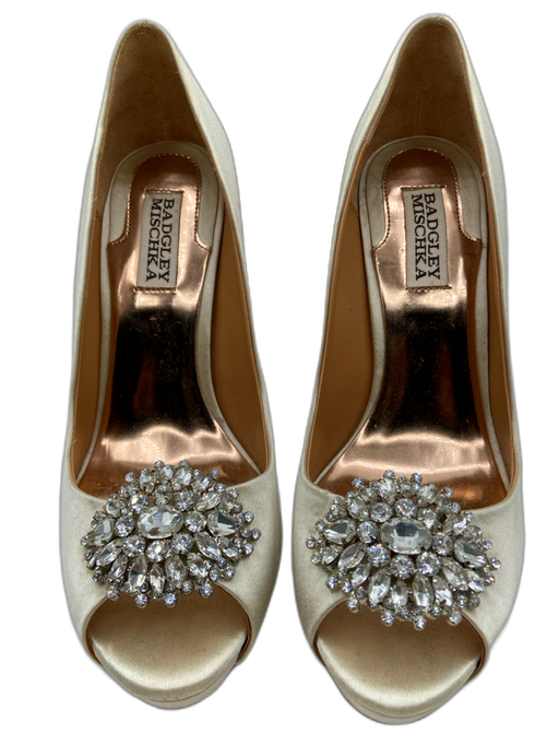 Badgley Mischka Shoe Size 7.5 Cream Satin & Leather Peep Toe Stiletto Pumps Cream / 7.5