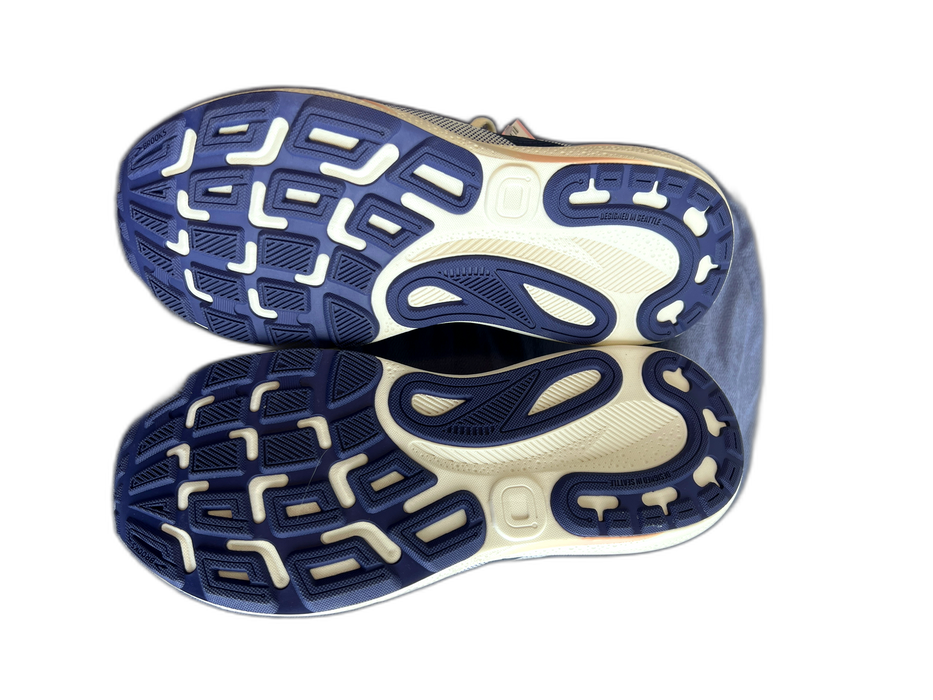 Brooks Shoe Size 11.5 Light Blue Nylon Low Top lace up Sneaker Shoes Light Blue / 11.5