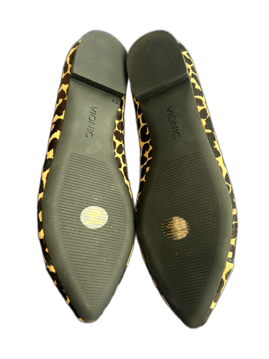 Vionic Shoe Size 9.5 Tan & black Calf hair Pointed Toe Animal Print Flats Shoes Tan & black / 9.5