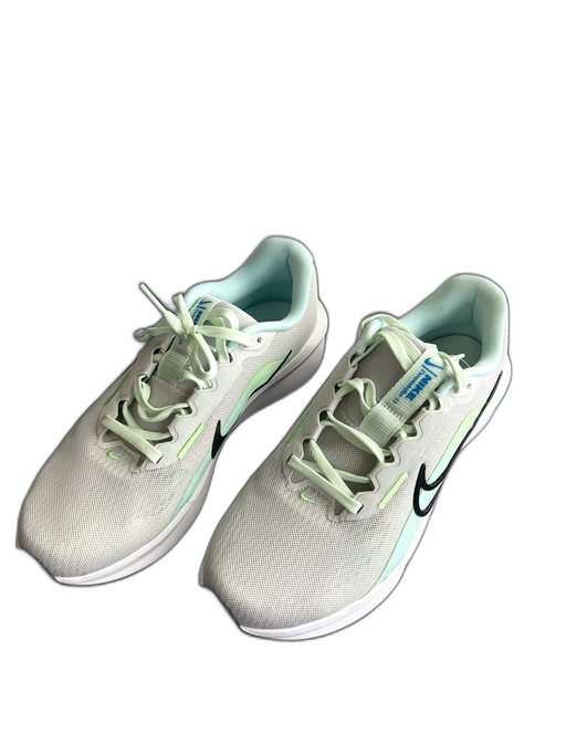 Nike Shoe Size 8 Light Green Mesh Low Top lace up Black Swoosh Sneaker Shoes Light Green / 8