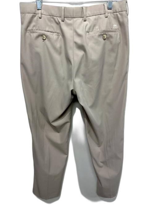 Peter Millar Size 34 Tan Synthetic Solid Athletic Khakis Men's Pants Tan / 34
