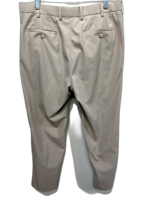 Peter Millar Size 34 Tan Synthetic Solid Athletic Khakis Men's Pants Tan / 34